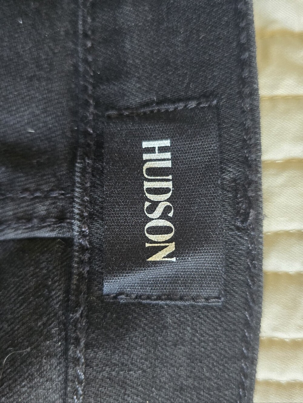 HUDSON Noa High-Rise Straight Crop Jeans COATED BLACK Stellar, 28) - Picture 5 of 6